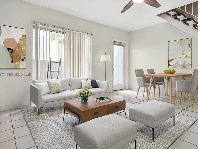 798 Crandon Blvd #33-C — Photo 1