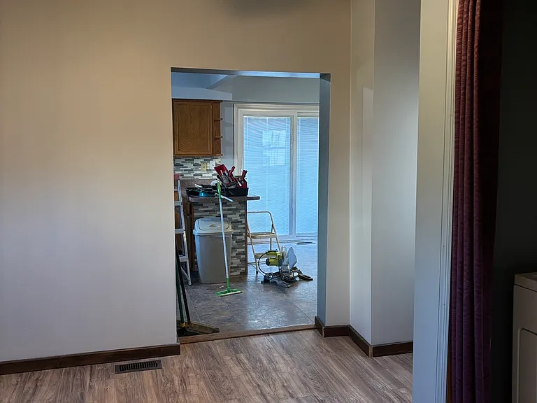 Dining Room/Laundry Room