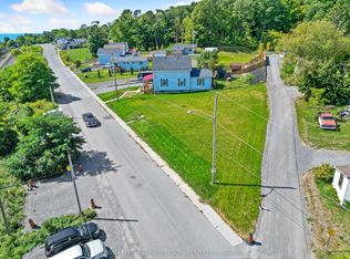 14 Alexander St, Pt Hope, ON L1A 1B2