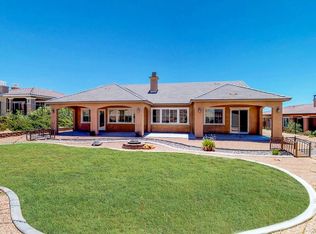 19416 Chuparosa Rd, Apple Valley, CA 92307