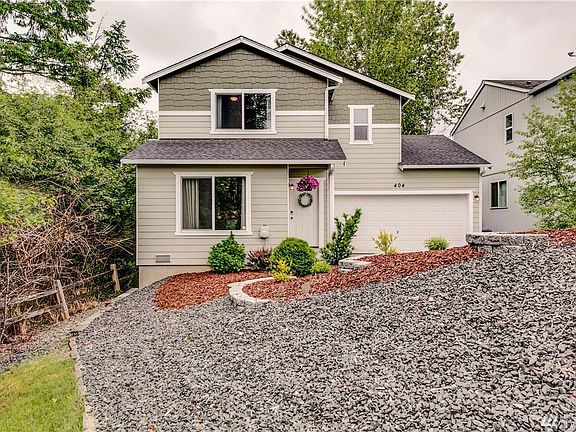 3rd image of 404 117th St E