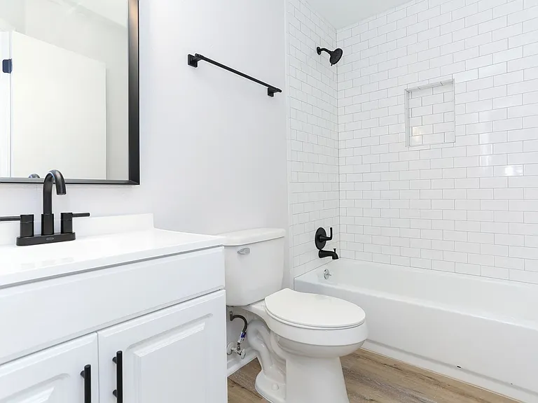 6870 Flaming Ridge Dr — Photo 21