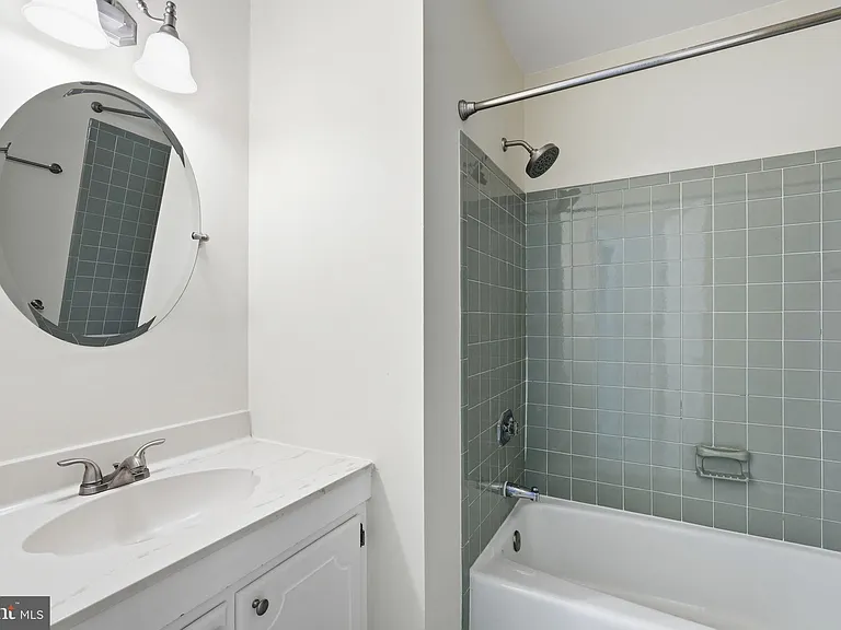 10429 Red Granite Ter — Photo 27