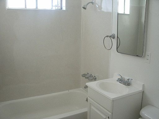 5th image of 5804 Gage Ave APT 4