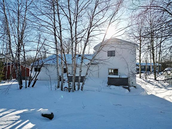 3rd image of 30 Montagnais Road