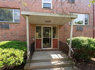 89 Walnut St APT 2, Newton, MA 02460