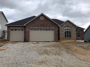 1304 Coleridge Ct, O'Fallon, IL 62269