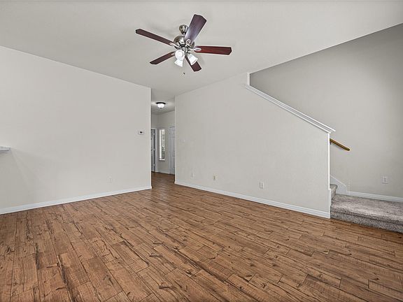 4th image of 11113 Lost Maples Trl