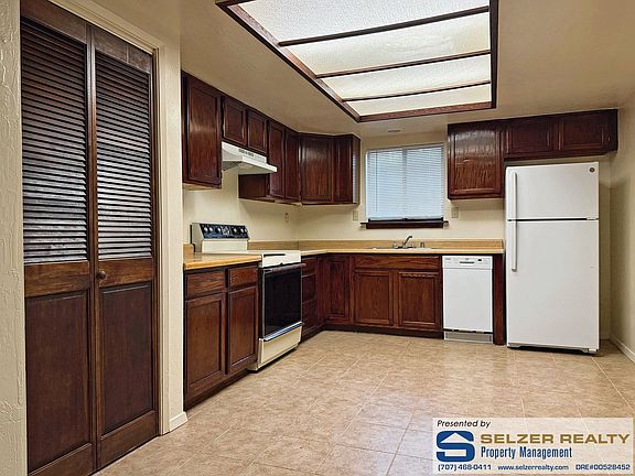 3rd image of 25217 Sherwood Rd #1