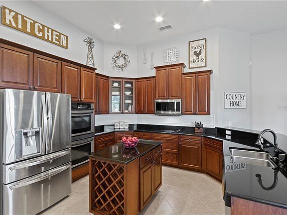 5th image of 24118 Marbella Dr