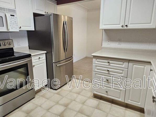 1964 Enterprise Way #304, Kelowna, BC V1Y 9S7