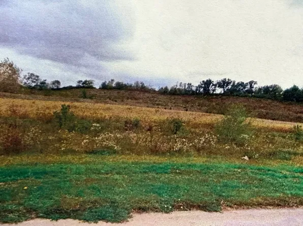 3000 W Lincoln Way, Clinton, IA 52732