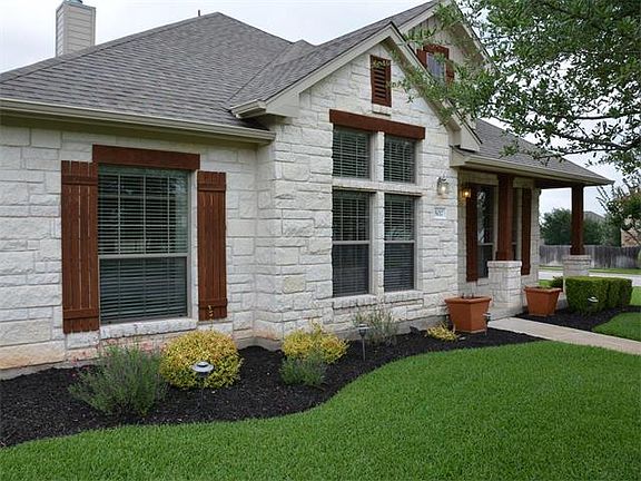 3rd image of 5017 Sendero Springs Dr