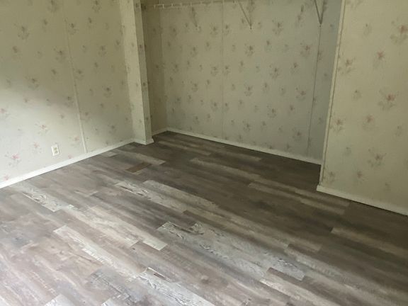 4th image of 155 S Highland Ave
