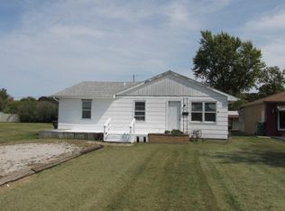 921 Porter St, Streator, IL 61364