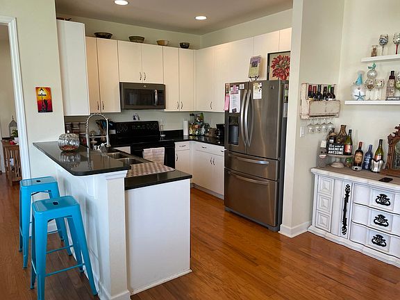 5th image of 3206 Yeats Ave