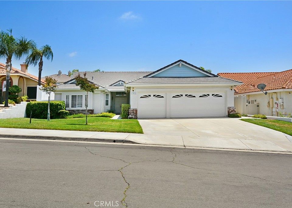 1st image of 39654 Bordeaux Pl