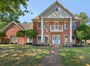 1235 Creek Valley Dr, Collierville, TN 38017