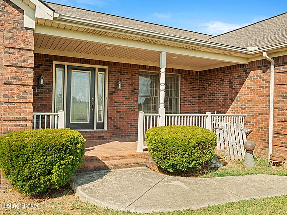 4th image of 650 Buckley Ln
