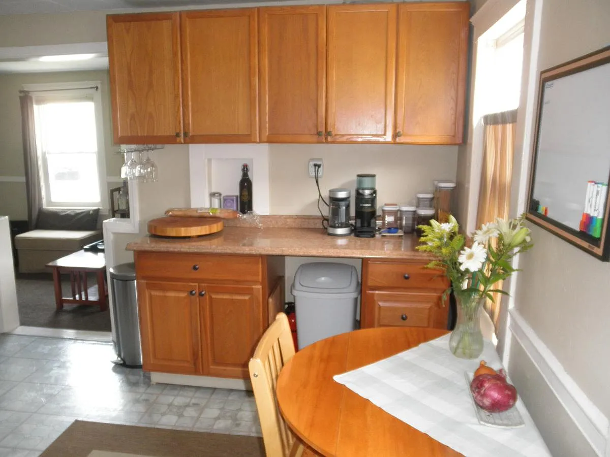 1107 Cambridge Street — Photo 2