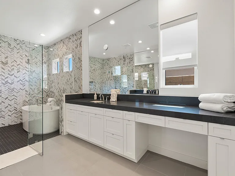 57530 Stone Creek Trl W — Photo 37