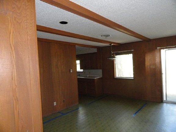 4th image of 1301 W California St