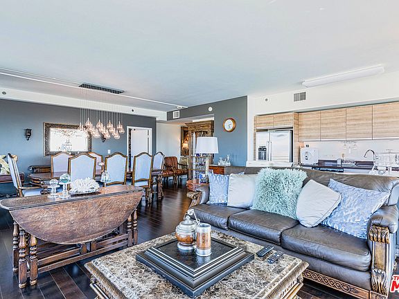 5th image of 3785 Wilshire Blvd APT 1101