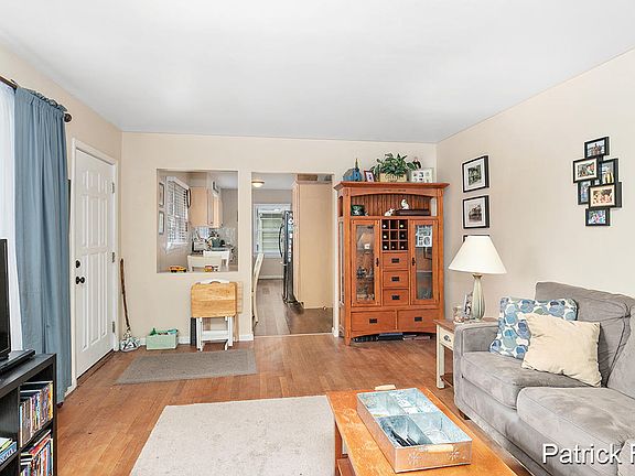 5th image of 4134 Bell Ave NE