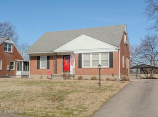 3721 Glenmeade Rd, Louisville, KY 40218