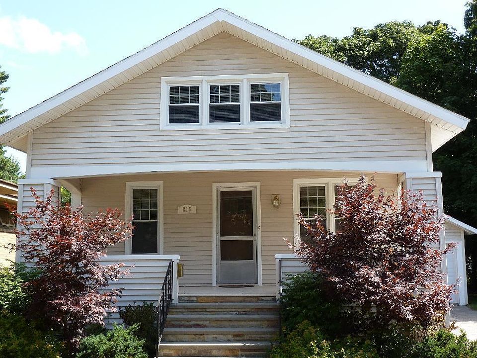 1st image of 215 W Mirre St