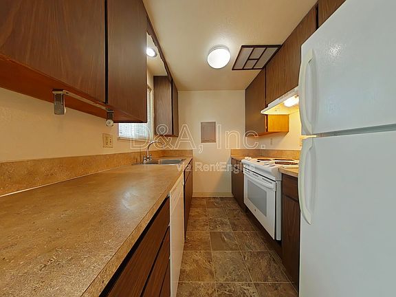 5th image of 617 NW 21st St APT 1