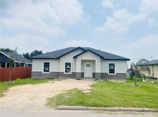 702 E Ricky Crossland Ave, Elsa, TX 78543