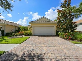 8482 Karina Ct, Naples, FL 34114