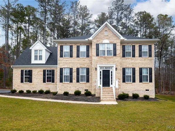 10537 Beachcrest Ct, Chesterfield, VA 23832