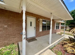 6204 Silver Oak Dr, Milton, FL 32570