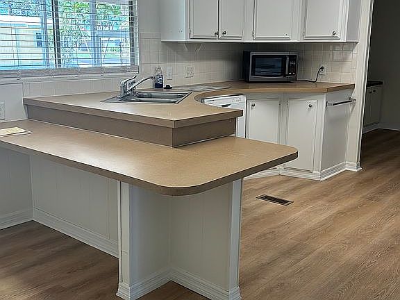 3rd image of 24937 S Seas Blvd