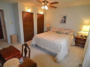 480 E Beaver St, Hallam, PA 17406