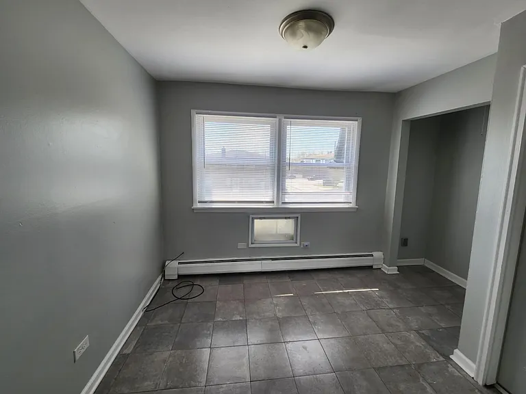 1425 E 156th St #2E — Photo 4