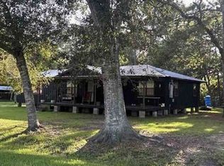 26 County Road 4015, Dayton, TX 77535