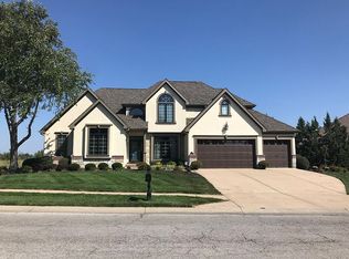 6204 NW 101st St, Kansas City, MO 64154