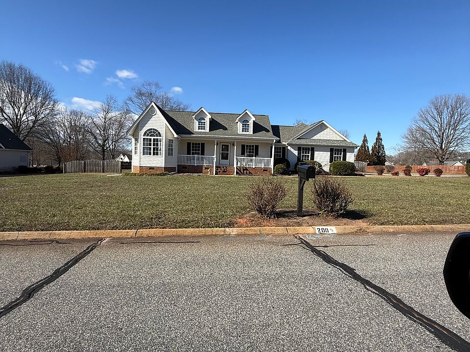1st image of 200 Pearle Brook Ln