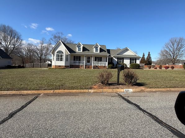 200 Pearle Brook Ln