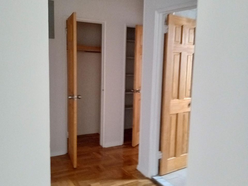 1st image of 355BRONX River St #6B