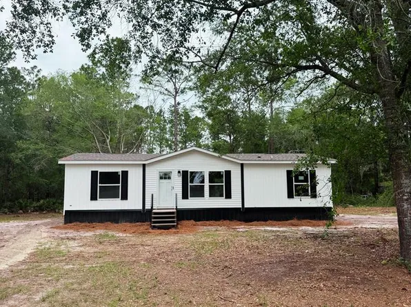 112 Scott Rd, Waynesville, GA 31566
