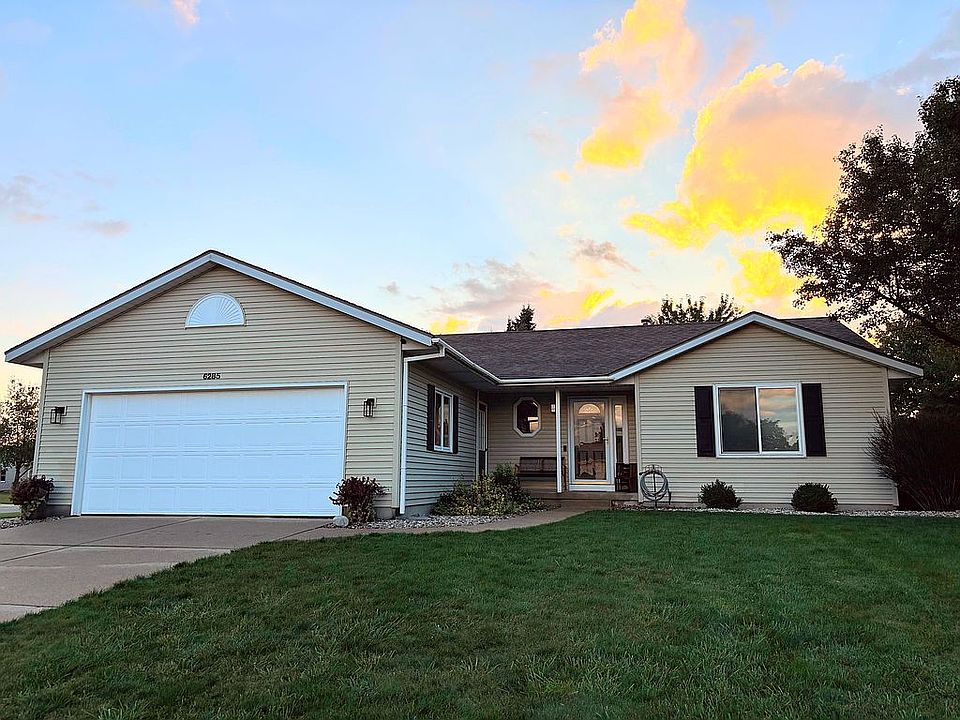 1st image of 6285 Brookfield Ct