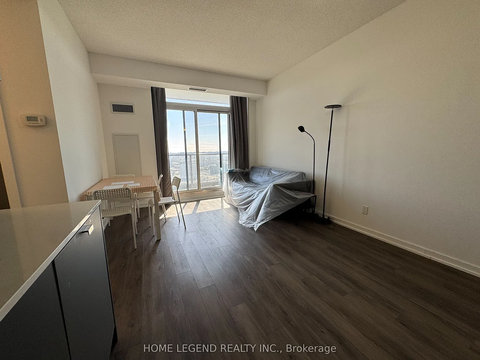 2 bed, $2,800 — Photo 4