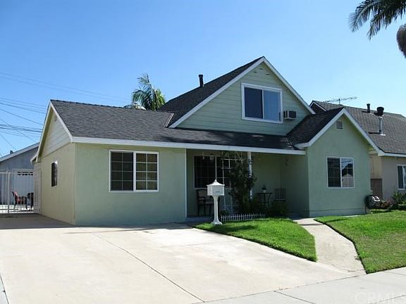 2nd image of 12908 El Moro Ave