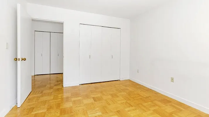 Rented by Bravado Real Estate LLC | media 3