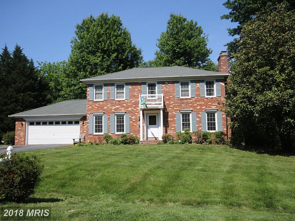 1st image of 9405 Myra Dr
