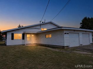 113-115 Crusader St, Gwinn, MI 49841